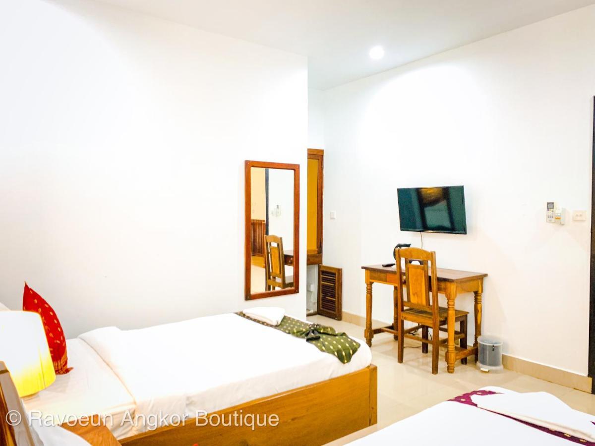 Отель Ravoeun Angkor Boutique Сиемрип Экстерьер фото
