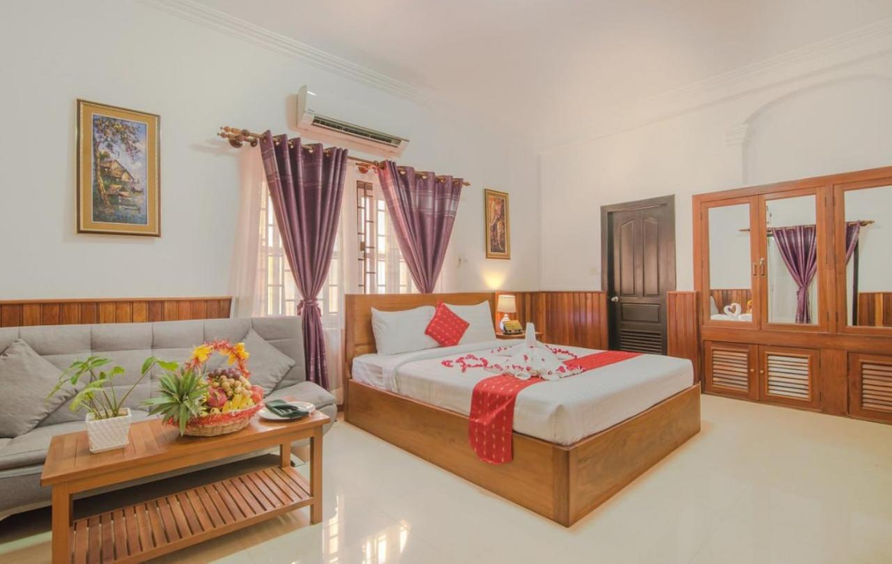 Отель Ravoeun Angkor Boutique Сиемрип Экстерьер фото